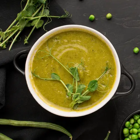 Bhatti Ka Palak Gravy (Green)